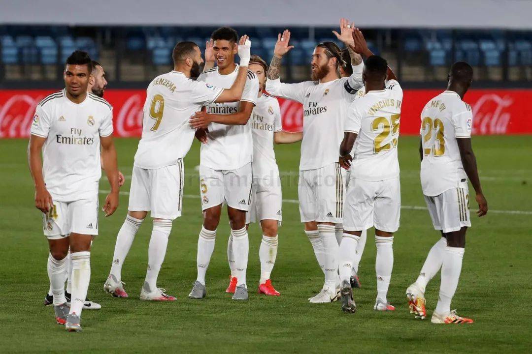 CBA：北京首钢主场再取胜利 防守表现亮眼