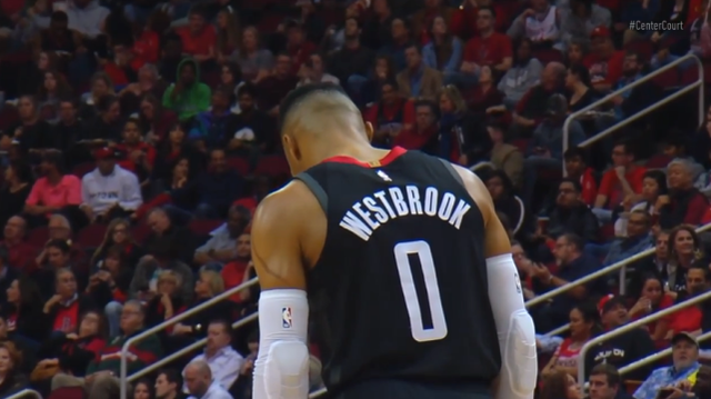 雄鹿vs篮网前瞻：托马斯继续缺席，字母哥能否率队结束7连败？（雄鹿战篮网前瞻：托马斯仍将缺阵，字母哥能否带队止住七连败？）